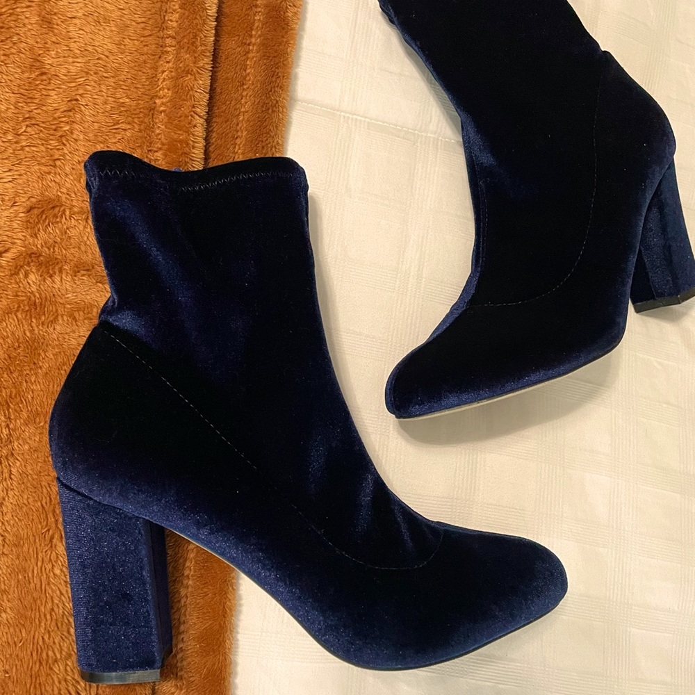 Madden ankle booties blue